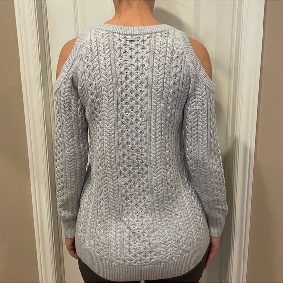 Micheal Kors knit sweater - Picture 2 of 3